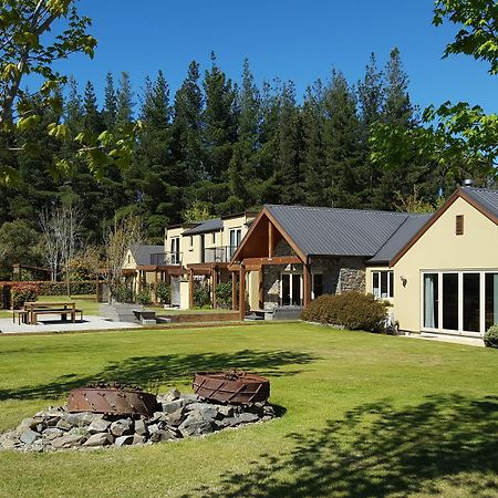 Maple Lodge Luxury Bed & Breakfast Albert Town Exteriör bild