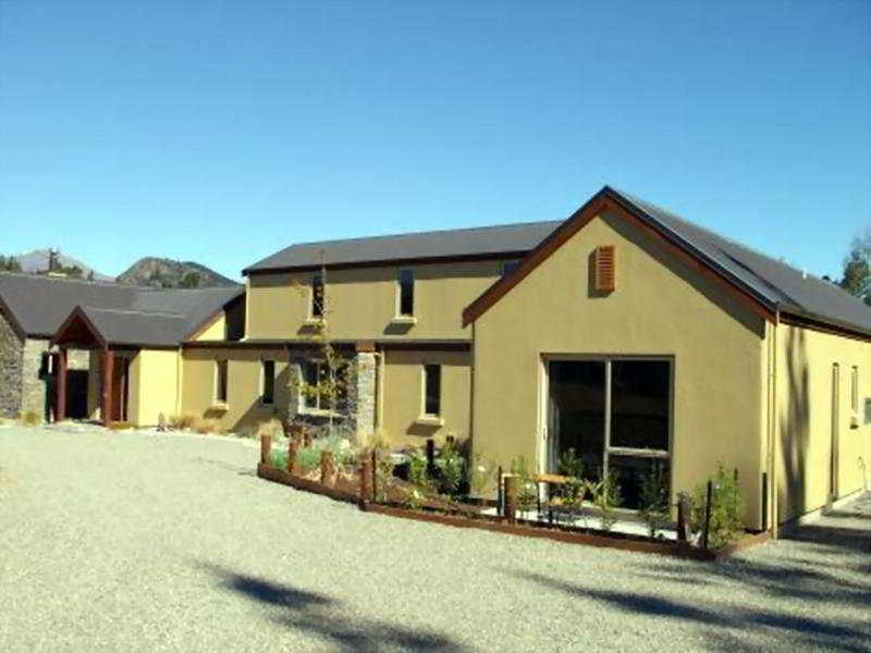 Maple Lodge Luxury Bed & Breakfast Albert Town Exteriör bild