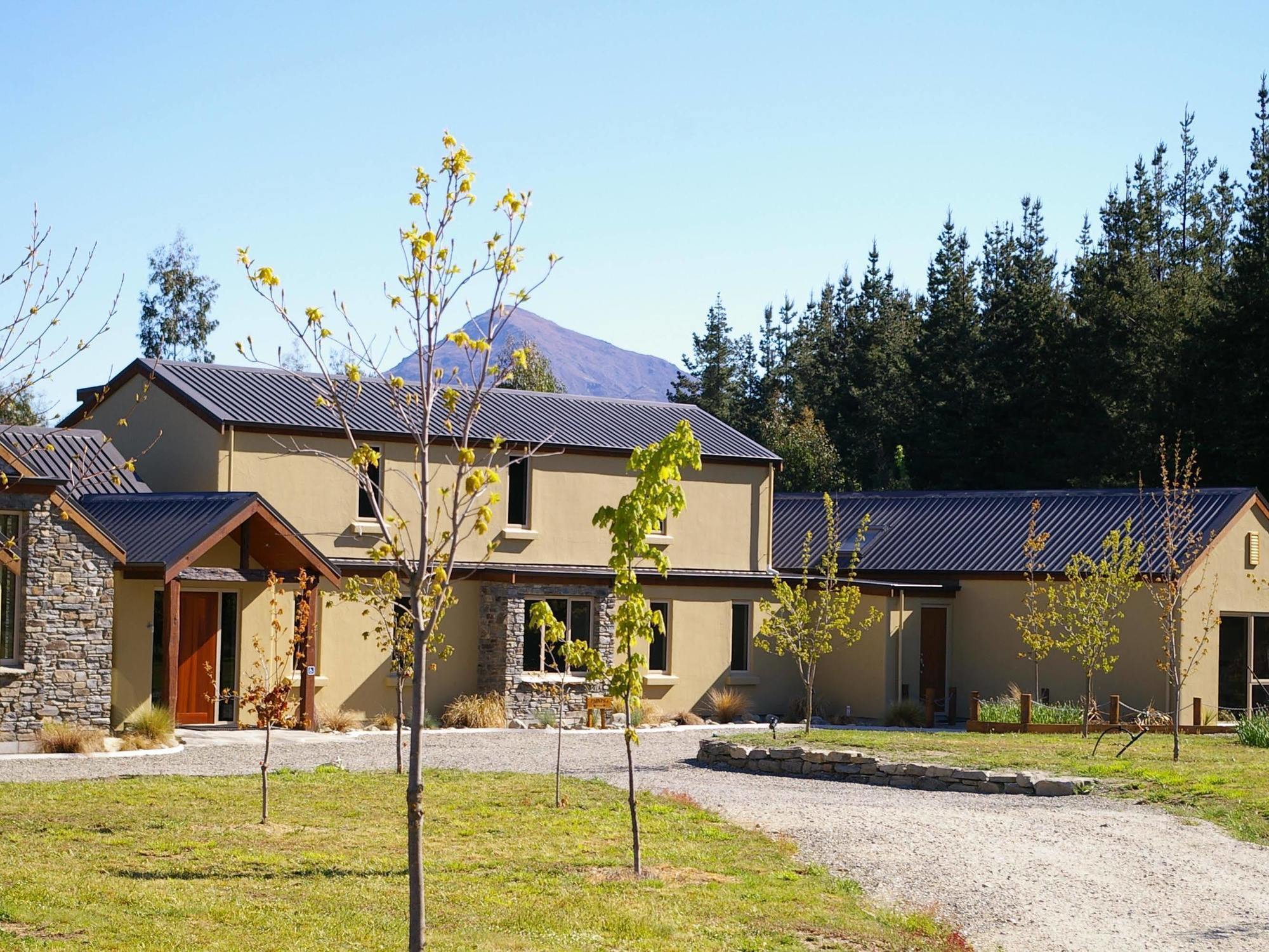 Maple Lodge Luxury Bed & Breakfast Albert Town Exteriör bild